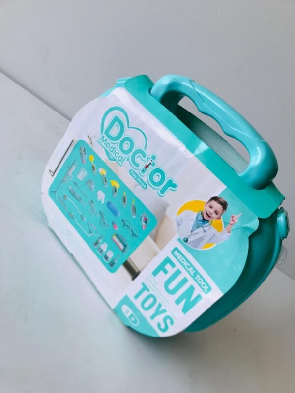 (23) PCS DOCTOR TOYS B93