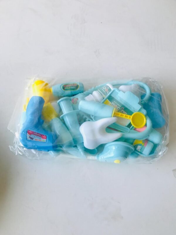 (23) PCS DOCTOR TOYS B93