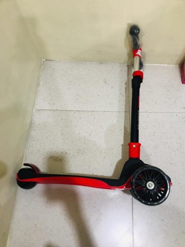 WhatsApp Image 2025-03-11 at 16.53.16_61cc05e6 Ferrari Scooter